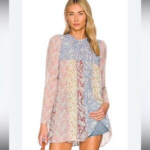 Merrie Mix Print Tunic in Lilac Combo FREE PEOPLE Floral Long‎ Sleeve Tunic Top